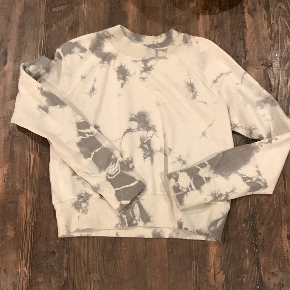 NWT Lululemon Ready To Roll Crew Sweatshirt